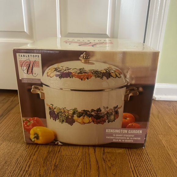 NEW TABLETOPS UNLIMITED KENSINGTON GARDEN COLLECTION 16 QT STOCK POT 